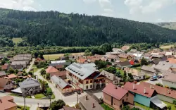 Horehronie: Pobyt v Hoteli Heľpa s polpenziou a wellness (bazén, sauny, soľná jaskyňa) + bowling a aktivity