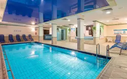 Šopron pri rakúskych hraniciach: Hotel Lővér ***superior s polpenziou a vstupom do wellness + výlet po meste