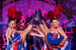 Moulin Rouge v Paríži