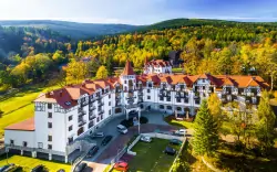Poľské kúpele v Hoteli Buczyński Medical & Spa **** s polpenziou a neobmedzeným wellness (bazén a 2 vírivky)