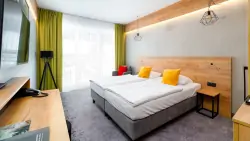 Izby, Aparthotel Czarna Perła, Stronie Śląskie