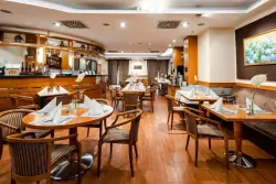 Reštaurácia, Hotel Kálvária ****, Györ, Maďarsko