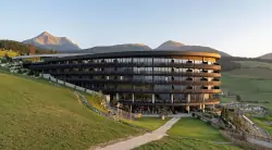 Dokonalý pobyt pre celú rodinu: Južné Tirolsko v 5* Hoteli Familiamus s all inclusive, wellness a programom