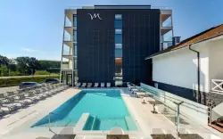 Maďarsko: Vinárska oblasť v Mercure Tokaj Center **** s raňajkami/polpenziou, bazénmi, saunami + detská herňa