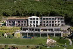 Taliansko pri jazere Lugano a švajčiarskej hranici: 5* Hotel Aria Retreat & SPA + raňajky, luxusné wellness