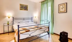 Izba s posteľou, Golf Residenza, Peschiera (VR), Taliansko