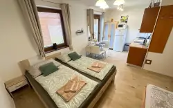 Nesvady len 750 m od termálnych kúpeľov: Apartmán Losonci so zľavou na vstup do kúpeľov + bohaté aktivity