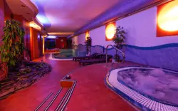 Slovácko: Staré Město v Hoteli Synot *** s raňajkami a neobmedzeným wellness (bazén, 2 vírivky, 5 sáun) 