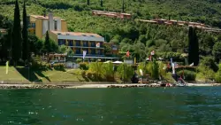 Dovolenka pri Gardskom jazere v Hoteli Sole *** s all inclusive light, wellness, bazénmi a plavbou do Limone 