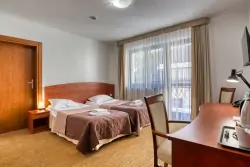 Izby, Hotel Muszyna, Poľsko