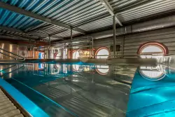 Vnútorný bazén, Hotel Kurdějov ***, Kurdějov, Česko