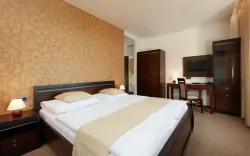 Izby, Hotel Slunný dvůr ***, Jeseníky