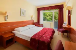 Izby, Hotel Benczúr ***, Budapešť
