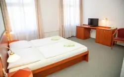 Dvojposteľová izba, Hotel Centrál ***, Klatovy