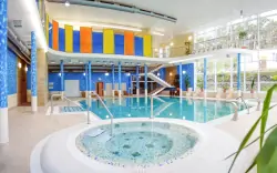 Konstantinovy Lázně: Luxus v 4* Hoteli Löwenstein v apartmáne s kuchynkou + wellness, procedúry a polpenzia