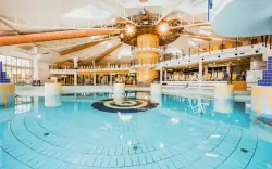 Sárvár: VitalMED Hotel **** spojený s kúpeľmi s neobmedzeným vstupom do termálnych bazénov a sáun + polpenzia