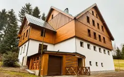 Jizerské hory neďaleko Jablonca nad Nisou: Apartmány Vesna s raňajkami a privátnou saunou, alebo vírivkou