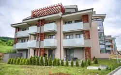 Podhájska len 400 m od termálnych a Rímskych kúpeľov v nových Apartmánoch Pulse + zľava na vstup do kúpeľov