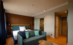 Izby, Seehotel Niedernberg ****superior, Nemecko