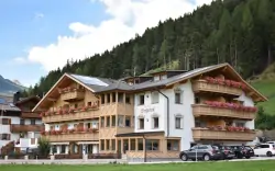 Údolie Sarntal v Južnom Tirolsku: Almhotel Bergerhof *** s polpenziou, vírivkou a saunami + zľavová karta