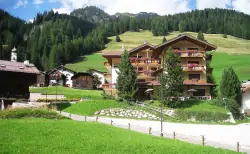 Údolie Val di Fassa a krajina na zozname UNESCO: Pobyt v Hoteli Dolomites Inn *** s polpenziou + zľavová karta