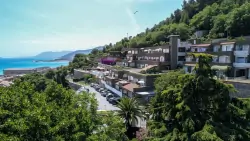 Ligúrske more 10 minút od pláže: Dovolenka v Rezidencii Sant'Anna s bazénom a súkromnou plážou + ihrisko