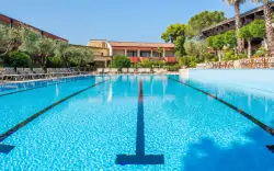 Severná Taliansko: Garda len 500 m od jazera v Sport Hoteli Olimpo **** s polpenziou a bazénom + zľava na golf