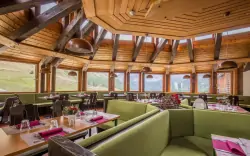 Štýlová reštaurácia, Blu Hotel Senales Zirm-Cristal ****, Maso Corto (BZ)