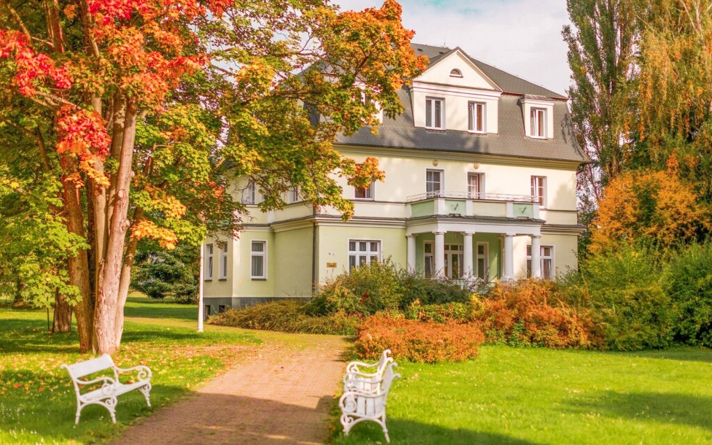 Budova, Lázeňský dům Purkyně, Konstantinovy Lázně