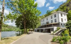 Hotel Mandát, Hradištko, Vltava, stredné Čechy