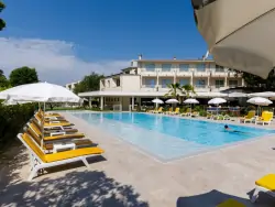 Vonkajší bazén, Hotel Du Parc ****, Sirmione, Taliansko