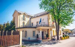 Hotel Tommy *** s moderným wellness v Náchodě