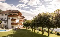 Hotel s bazénom, EGGER Apartments & Suites, Villanders, Taliansko