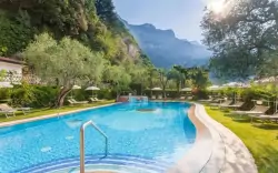 Bazén, Hotel Continental - Tonelli Hotels ****, Nago-Torbole TN, Taliansko