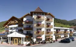 Hotelová budova, Erlebnishotel Fendels ****, Fendels, Rakúsko