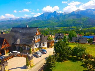 Horská chata s výhľadom, Komplex Górski Pałacyk ***, Kościelisko, Poľské Tatry, Poľsko