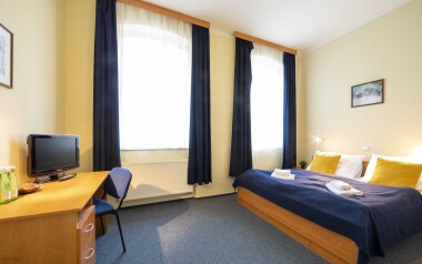 Česko: Parkhotel Terezín *** s raňajkami či polpenziou a vstupenkou na prehliadku múzea a podzemných chodieb