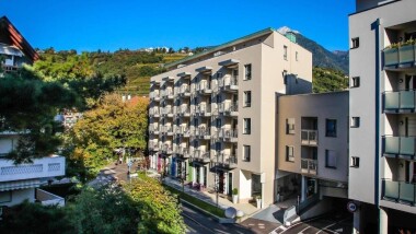 Región Bolzano: Talianske kúpele 850 m od termálov v City Hoteli Merano **** s raňajkami, wellness a fitness