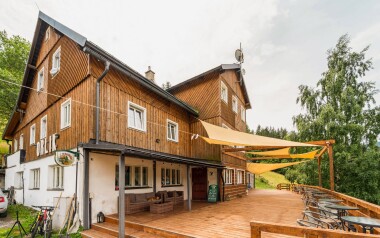 Drevený hotel, Horská chata Orlík ***, Pec pod Sněžkou, Krkonoše, Česko