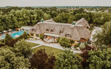 Nyerges Hotel Thermal ***+ pri Budapešti ideálny pre rodiny + termálne wellness, bohaté aktivity a polpenzia
