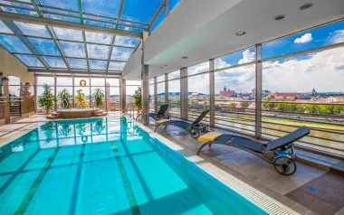 Krakov luxusne v centre v Qubus Hoteli Kraków **** s neobmedzeným wellness (bazén, vírivka) a polpenziou