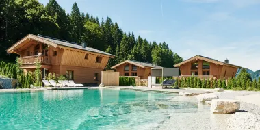 Dokonalý relax v Allgäuských Alpách: Štýlový rezort LA SOA Chalets & Eventlodge **** s privátnou saunou