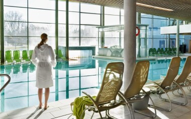 Krytý bazén, Therme Wien, Viedeň, Rakúsko