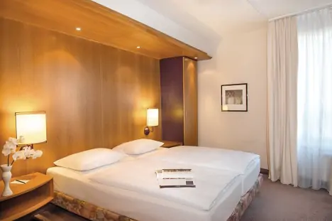 Izby, Victor's Residenz-Hotel Frankenthal ****, Nemecko