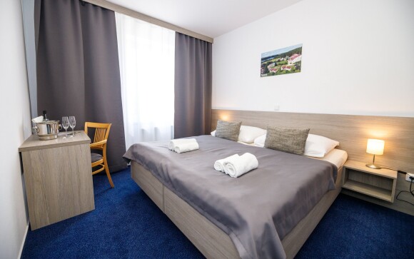 Dvojlôžková izba, Hotel Jesenice ***, Křivoklátsko, Česko
