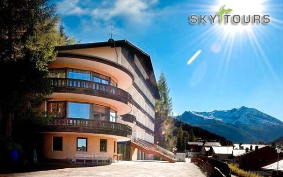 Hotel se nachází uprostřed nezapomenutelné přírody