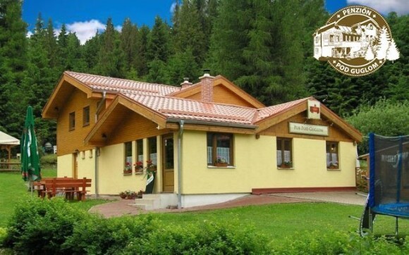 Penzion se nachází ve velmi klidné a čisté přírodě