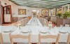 Prestretý stôl, Nyerges Hotel Termál ***, Monor, Maďarsko