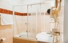 Kúpeľňa s vaňou, Nyerges Hotel Termál ***, Monor, Maďarsko