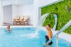Bazén s vodopádom, Resort Reitenberger Spa Medical ****, Mariánske Lázne, Česko